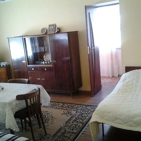 Jermuk Apartment Luaran gambar