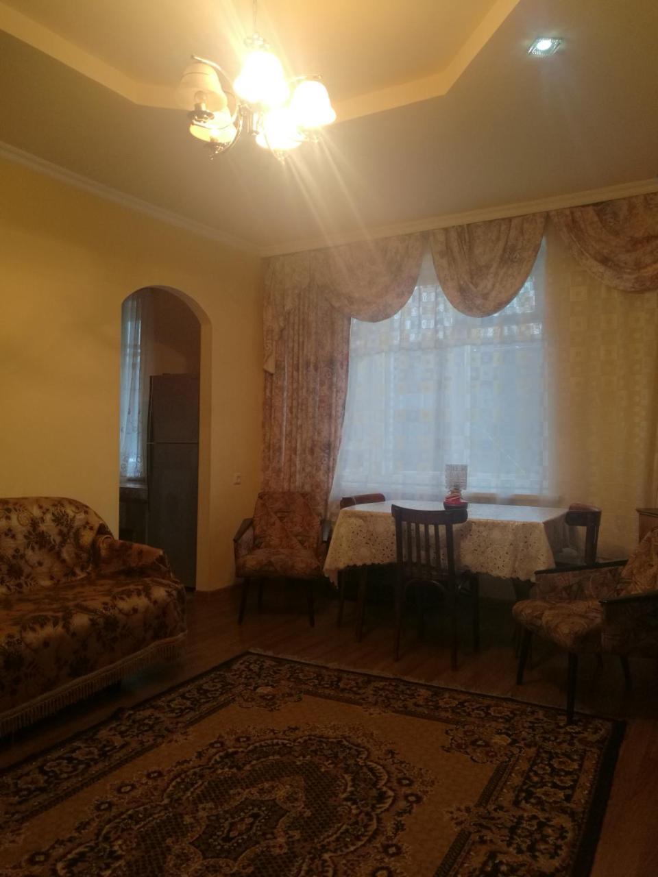 Jermuk Apartment Luaran gambar